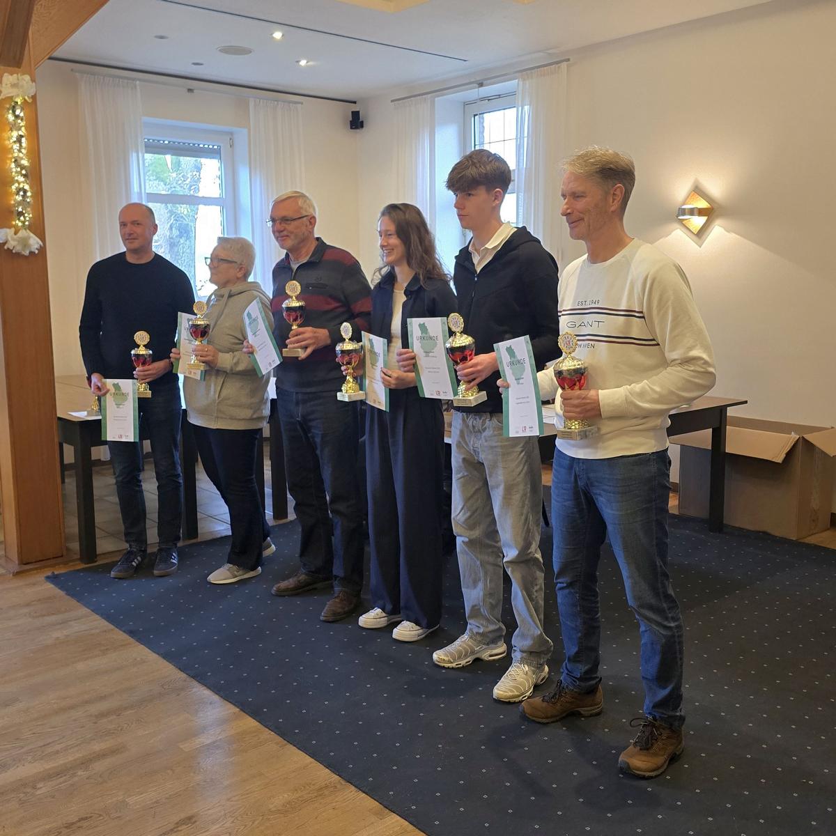 Erfolgreiche WTV-Athletinnen und -Athleten bei der Regionsversammlung Nord geehrt